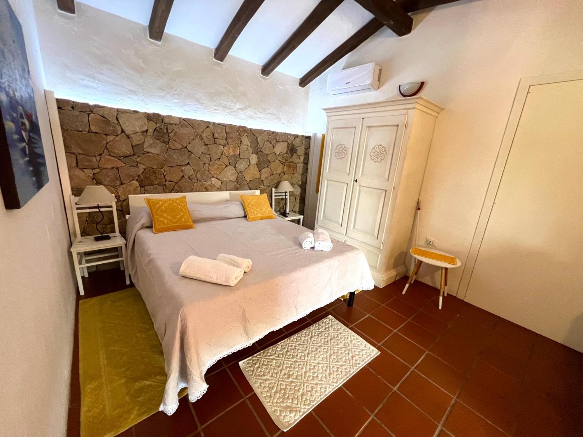 Antico Casale Del Poggio Hotell Capoterra Exteriör bild