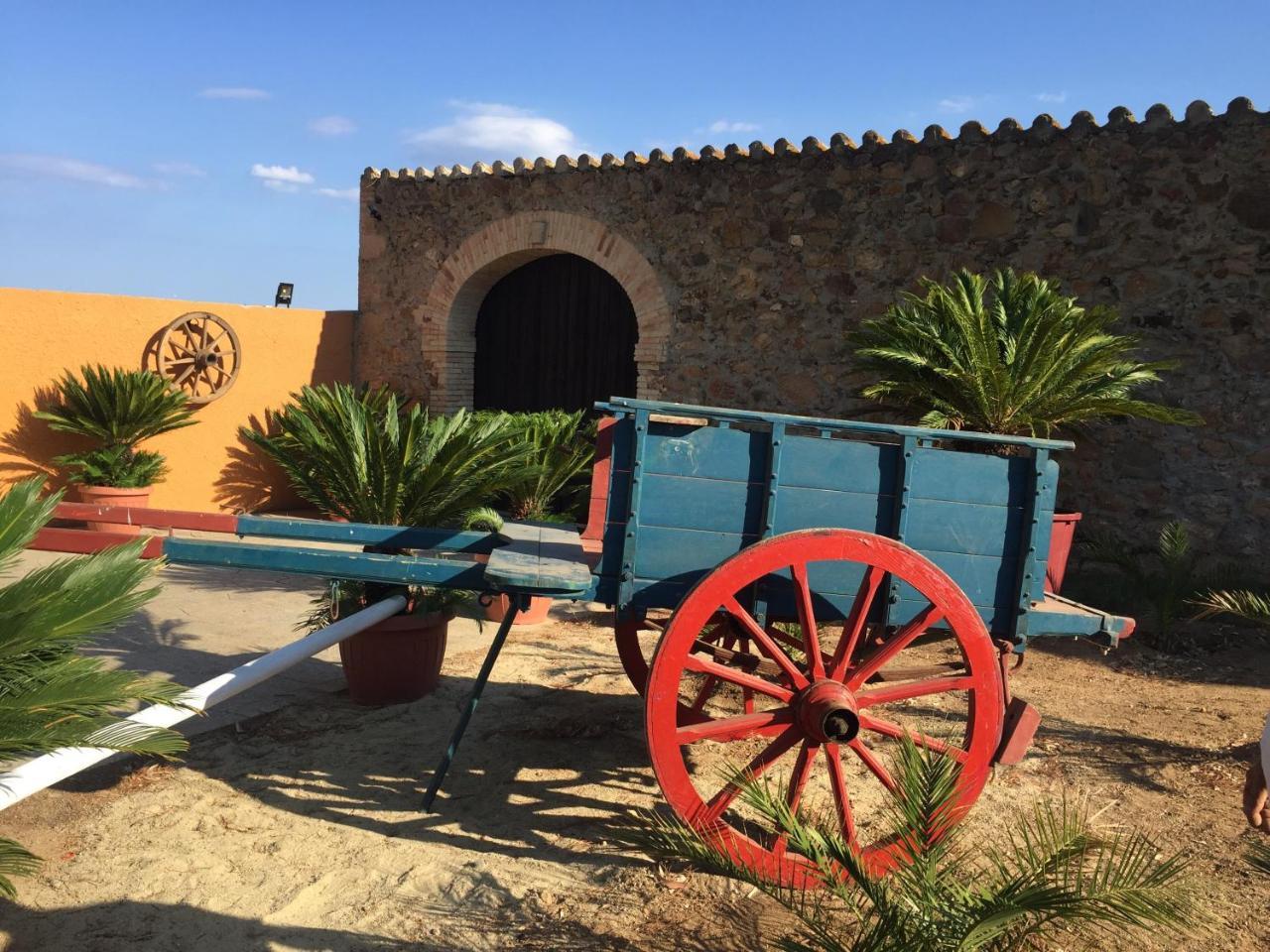 Antico Casale Del Poggio Hotell Capoterra Exteriör bild