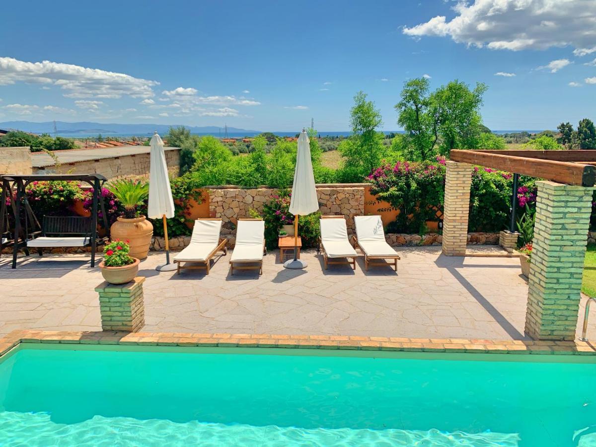 Antico Casale Del Poggio Hotell Capoterra Exteriör bild